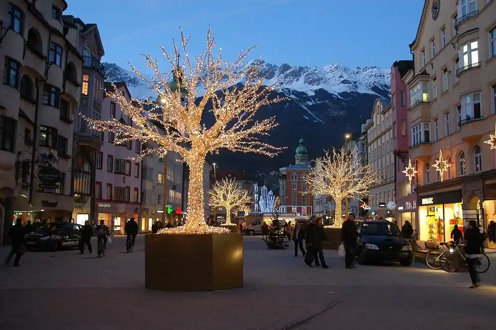 ışıklı ağaç imalatı