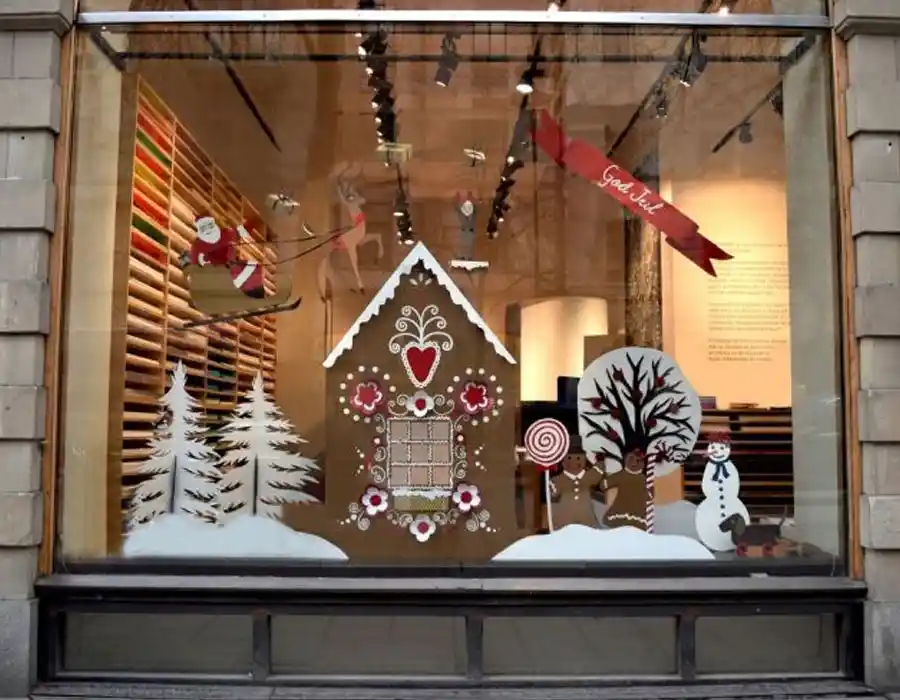 MAĞAZA YILBAŞI VİTRİN SÜSLEMESİ,