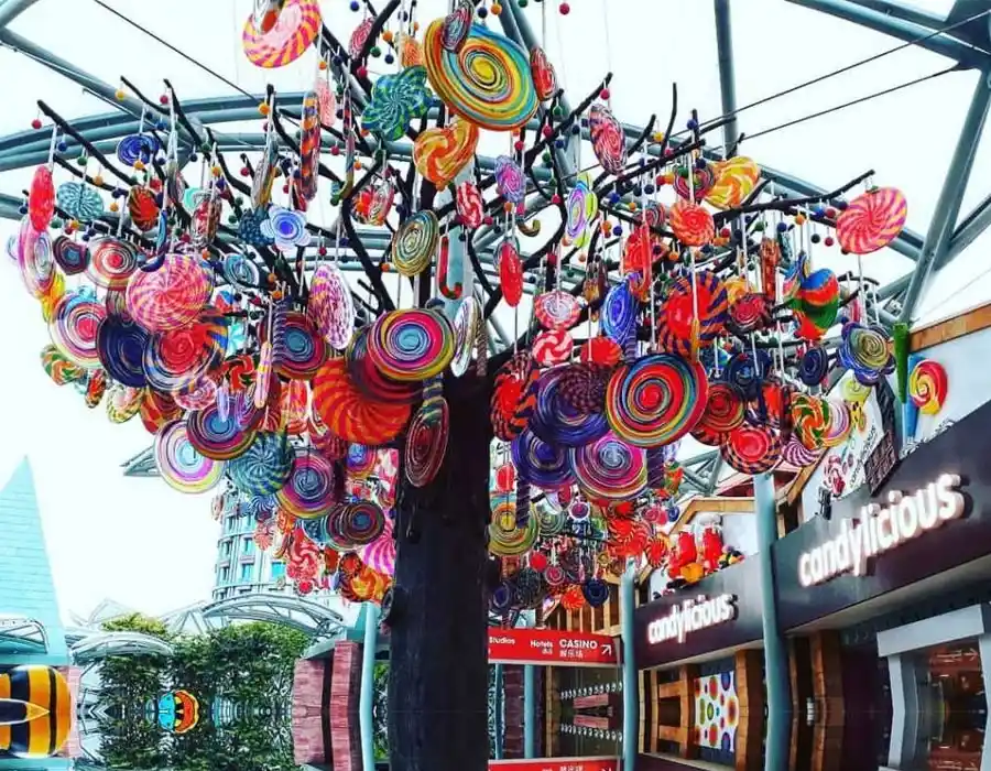 yapay ağaç dekorları