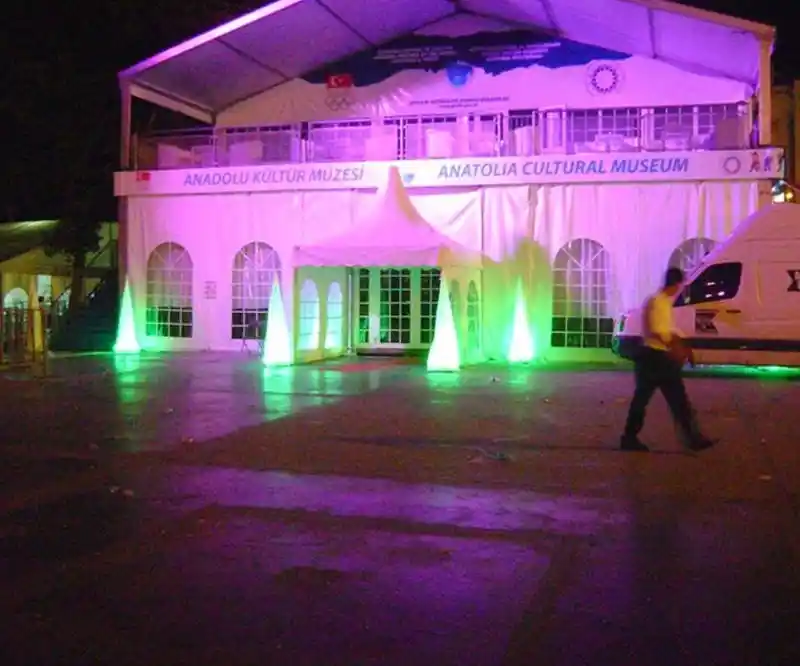 Ev Yılbaşı Işıklandırma