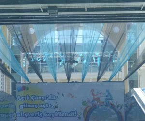 ALIŞ VERİŞ MERKEZİ YILBAŞI SÜSLEMELERİ