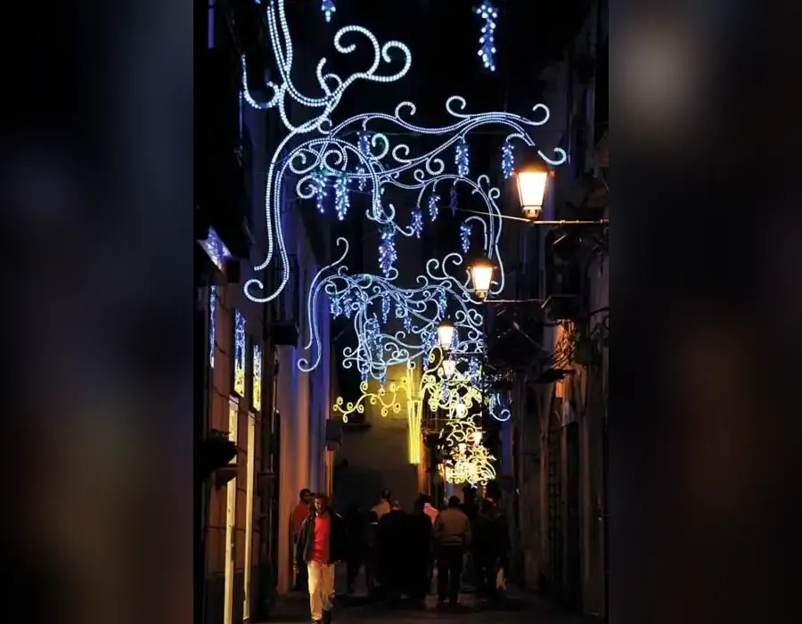 Cadde ışık süsleme Cadde ışık süsleme